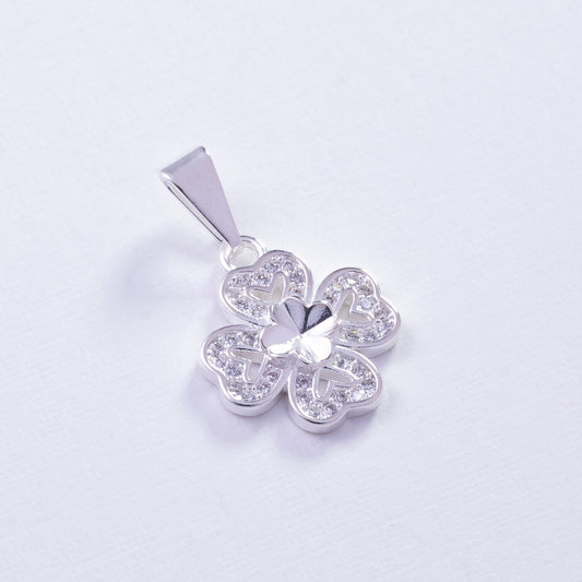 Dije trébol de cuatro hojas en Plata
