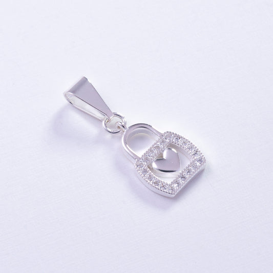Dije candado con corazón en Plata