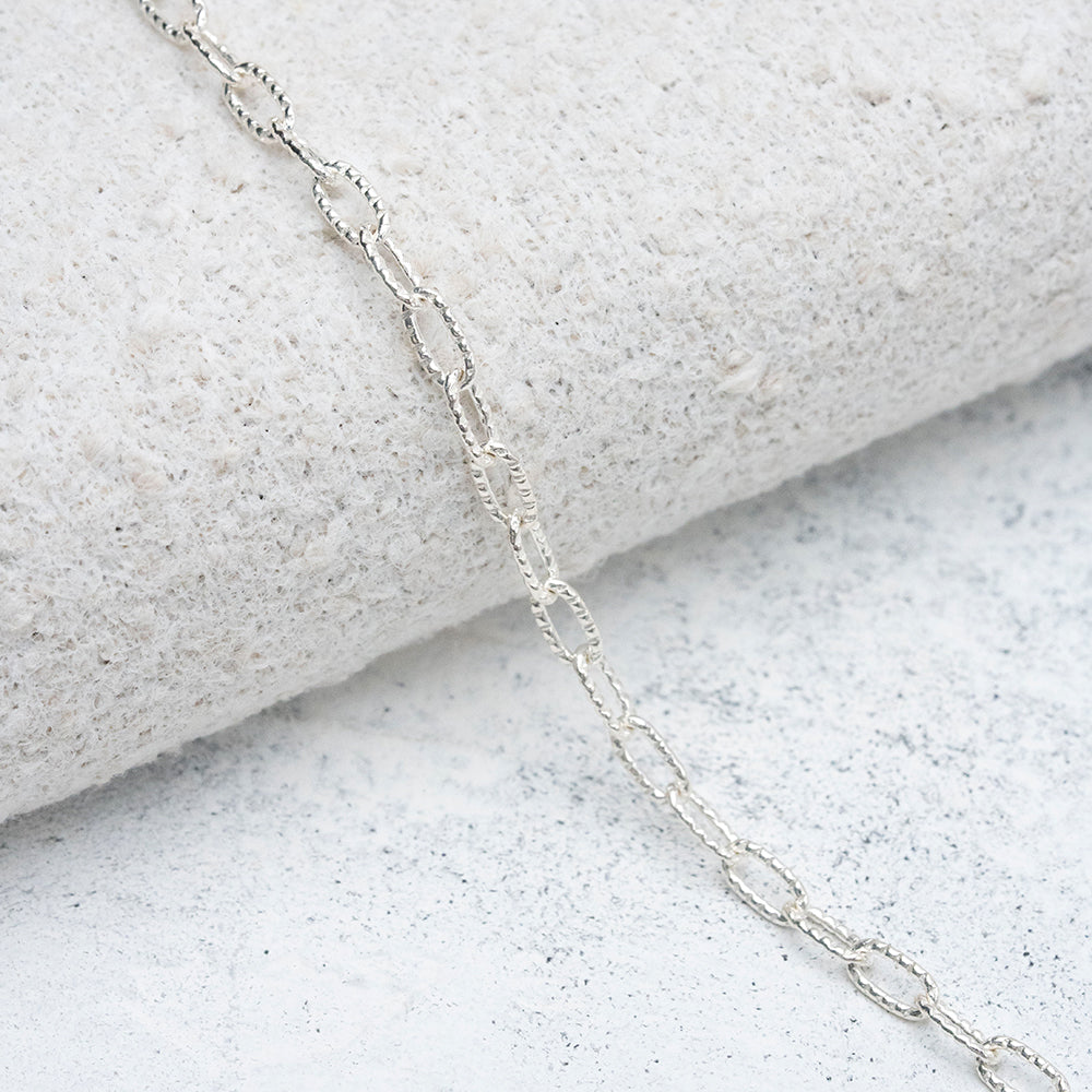 Pulsera tejido tradicional martillada en Plata