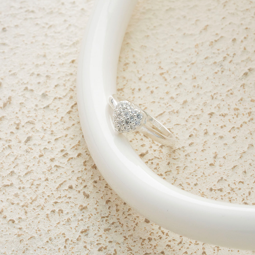 Anillo de corazón con pave en Plata