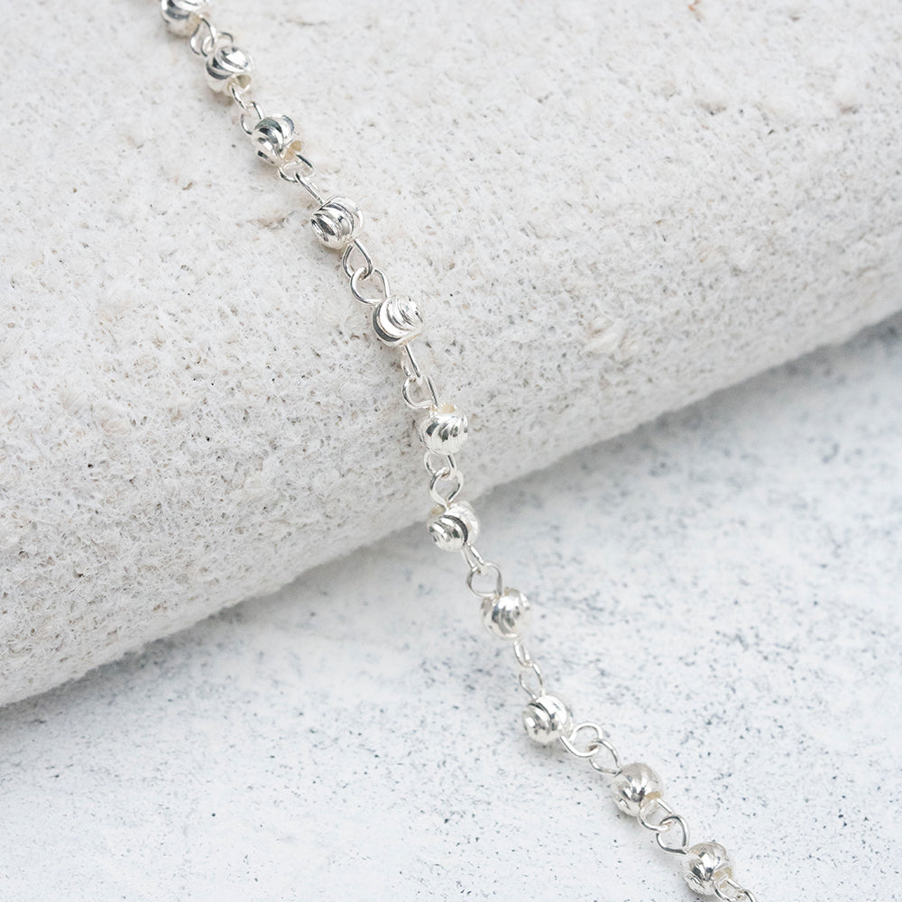 Pulsera de balines martillados en Plata