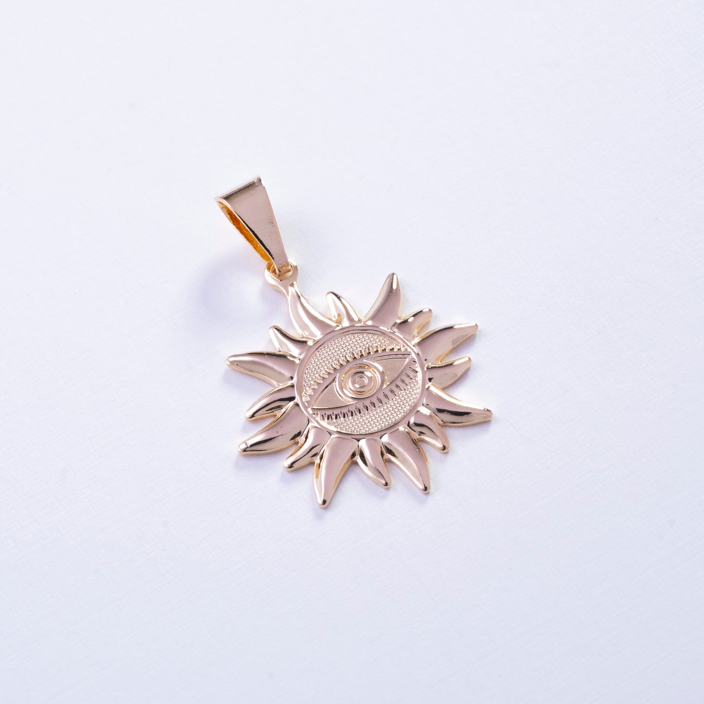 Dije de sol enchapado en Goldfield