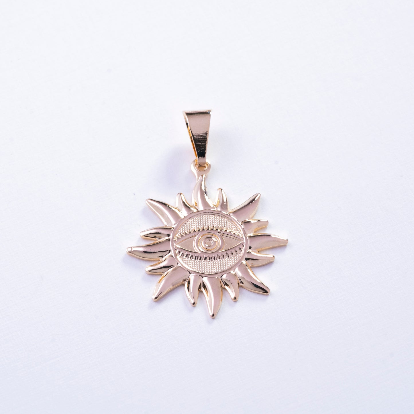 Dije de sol enchapado en Goldfield