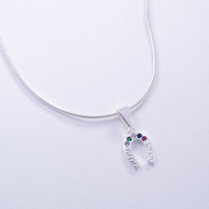 Dije mini herradura con colores en plata