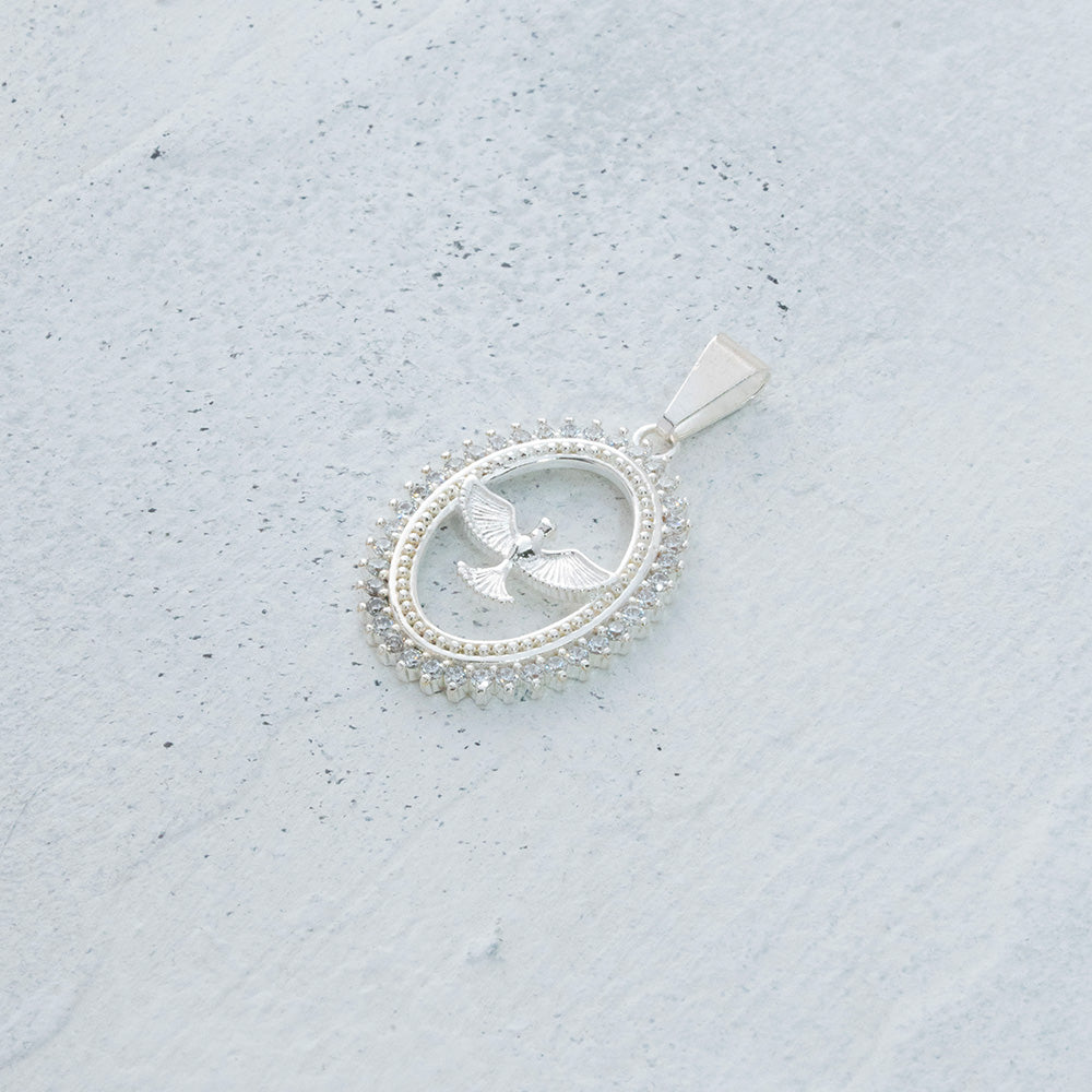 Dije ovalado de fénix con circones en Plata