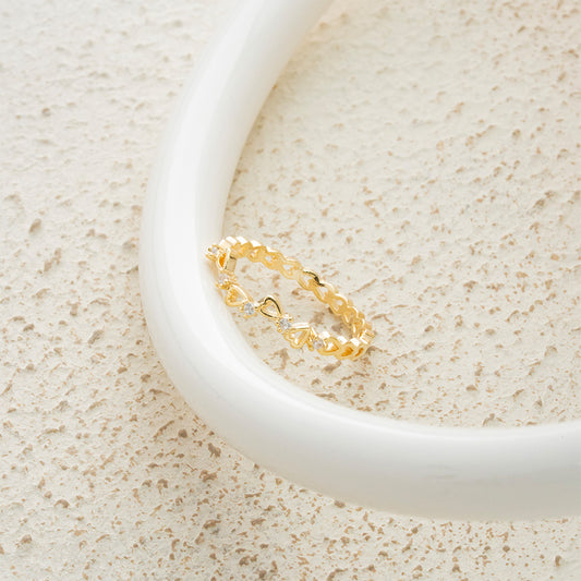 Anillo de mini corazones en Goldfield