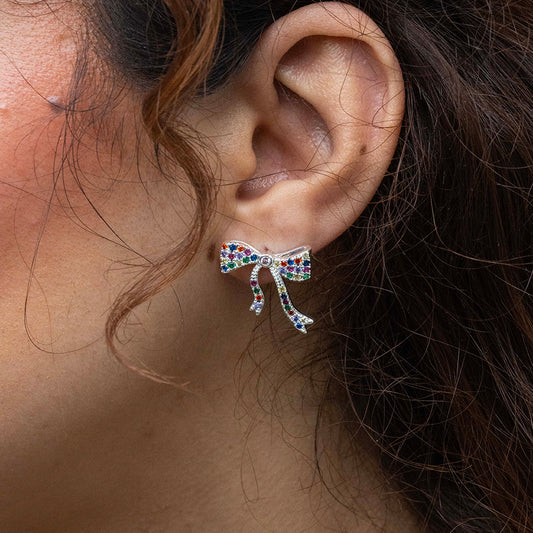 Aros de lazos de colores en Plata