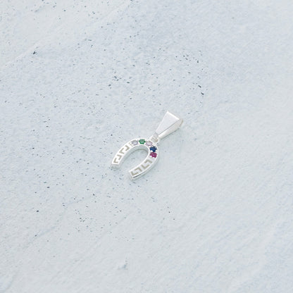 Dije mini herradura con colores en plata