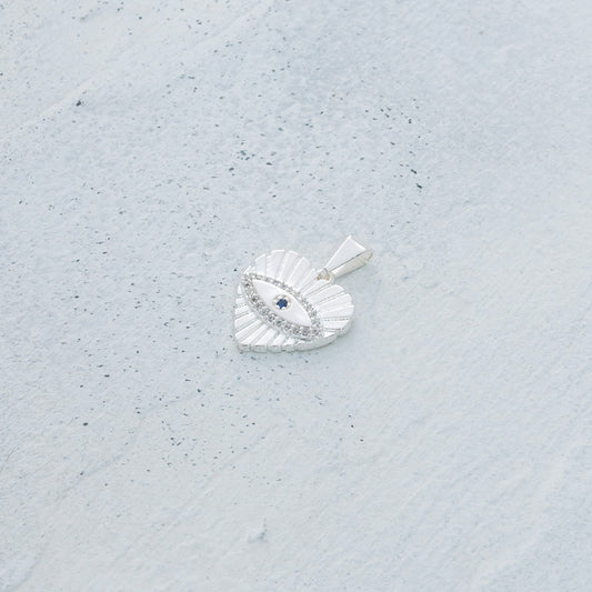 Dije de corazón observador en Plata