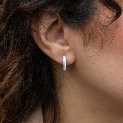 Argollas circulares con circones en Plata