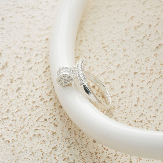 Anillo de clavo en Plata