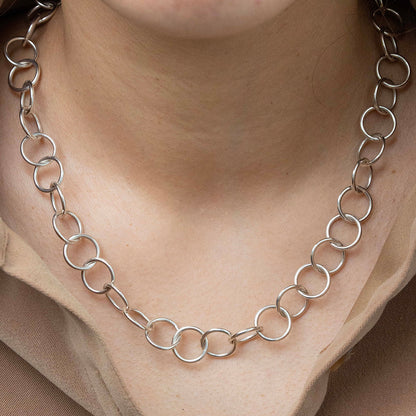 Cadena tejido de argollas en Plata