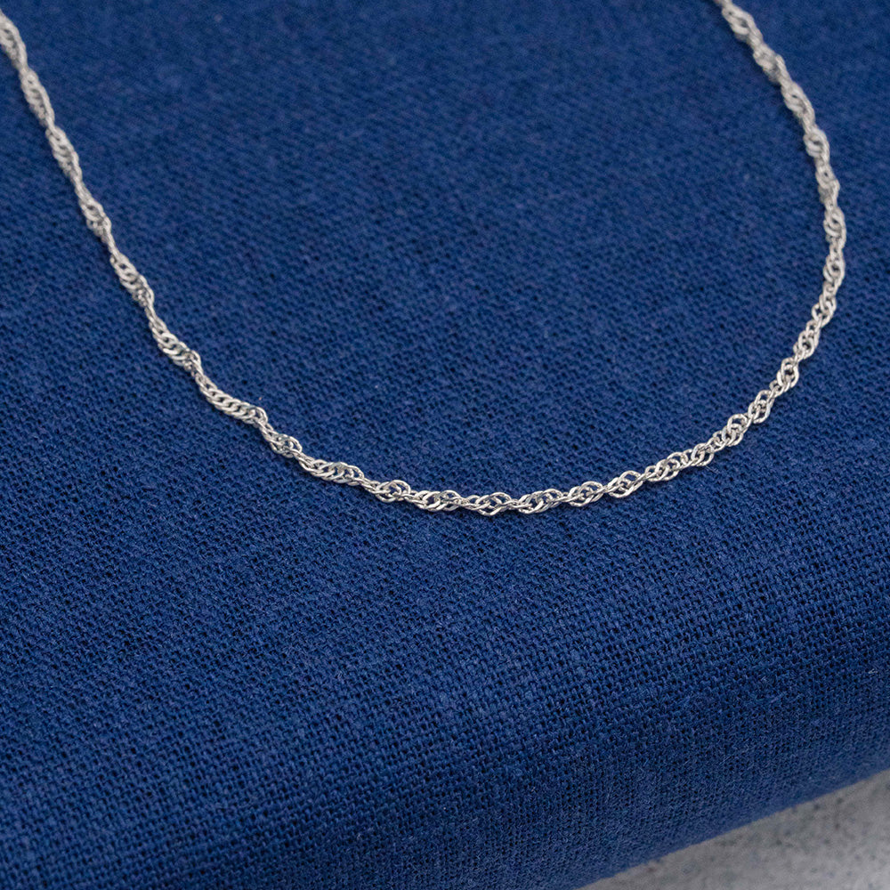 Cadena tejido turbillón en Plata