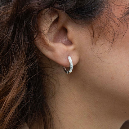 Argollas circulares con circones en Plata