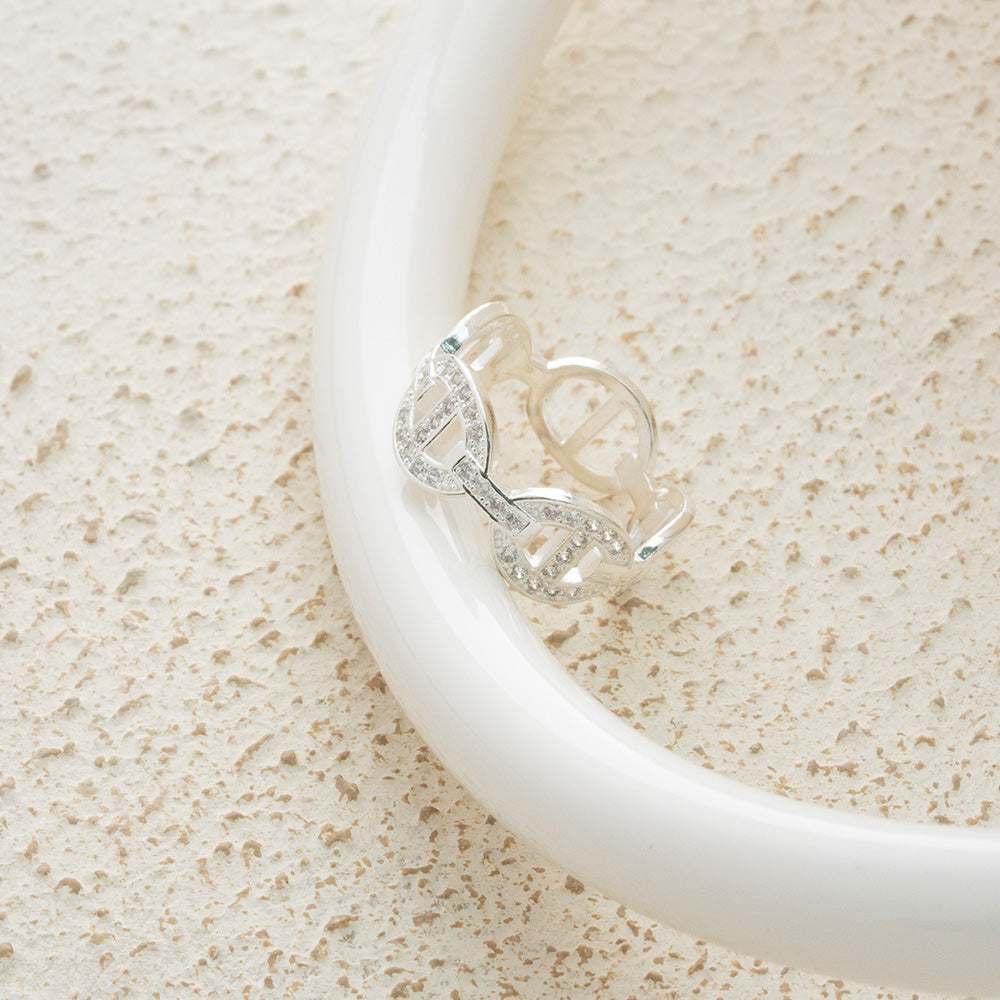 Anillo gucci grande en Plata